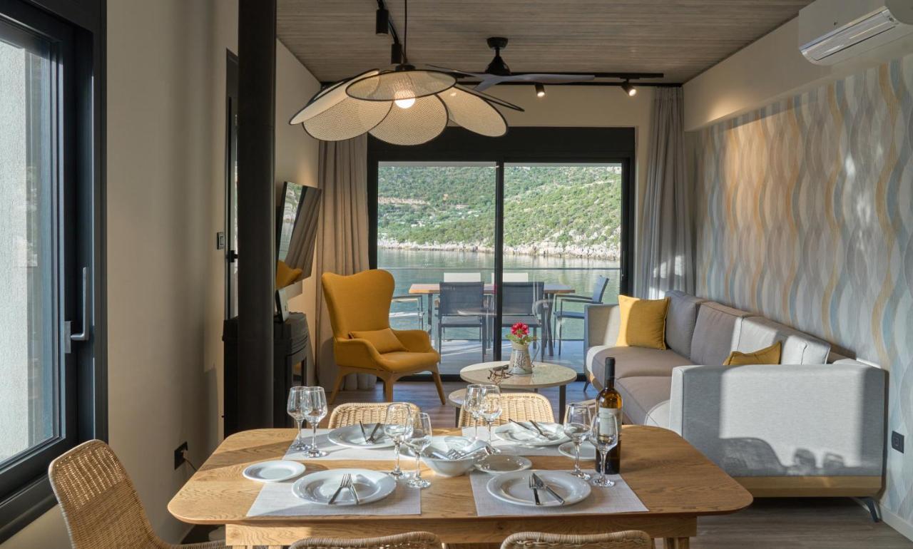Into The Blue Suites Arkadiko Chorio Экстерьер фото