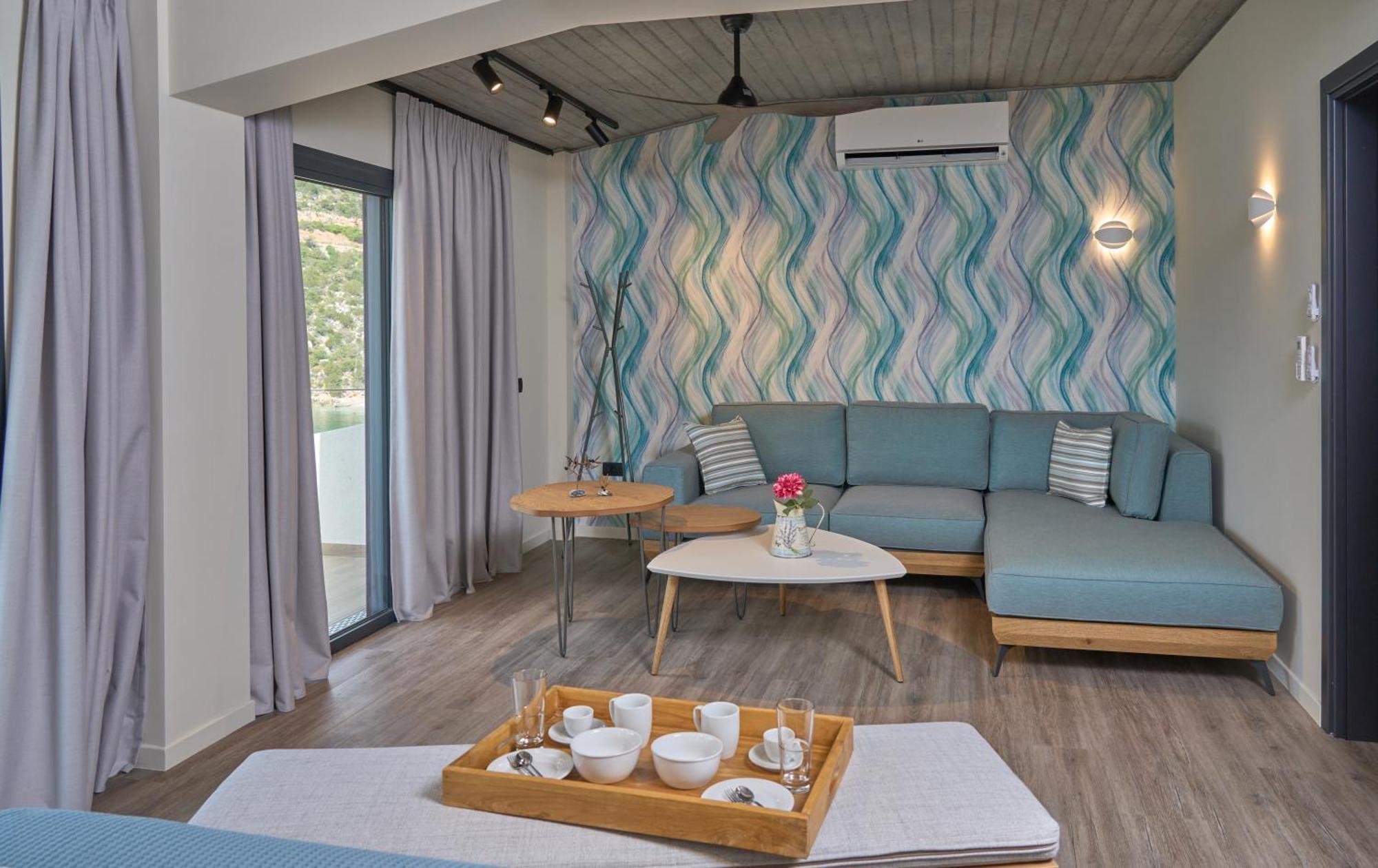 Into The Blue Suites Arkadiko Chorio Экстерьер фото