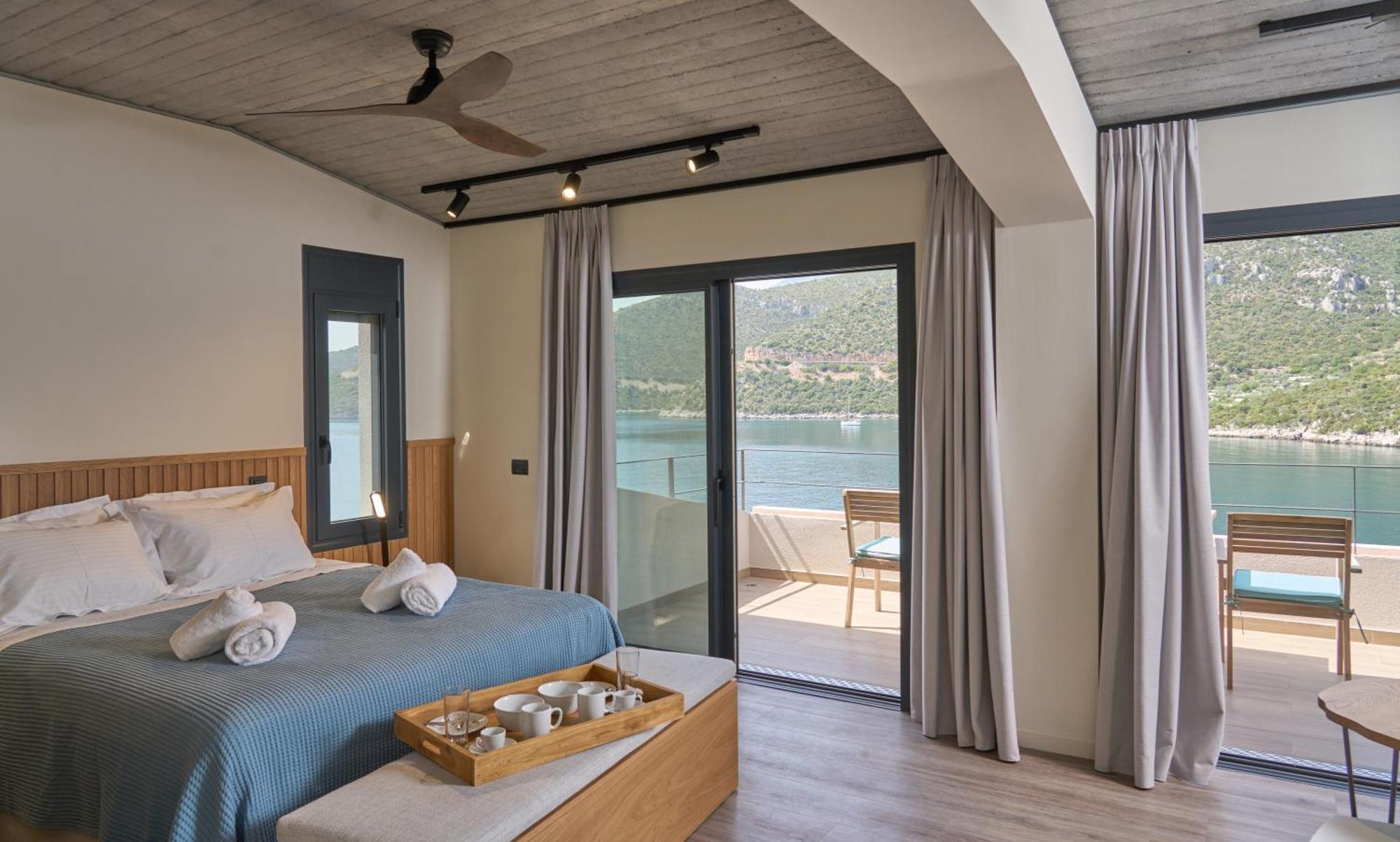 Into The Blue Suites Arkadiko Chorio Экстерьер фото